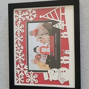 HOLIDAY FRAME